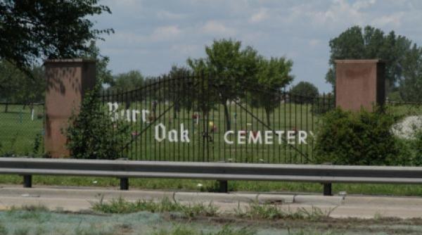 patru angajati ai unui cimitir din sua acuzati de trafic de cavouri