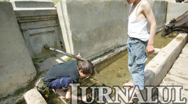 romania iroseste 70 la suta din apa consumata