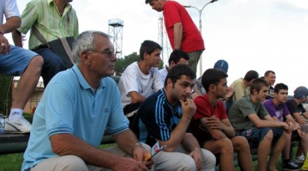 sa vina turcu sa ne lase penescu