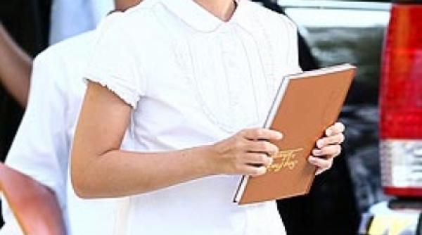 paris jackson canta pentru iehova