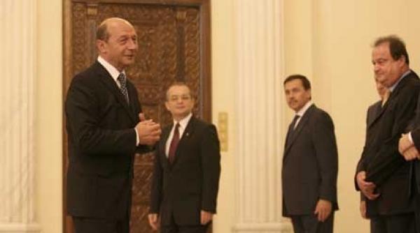 ridzi pleaca scandalul ramane