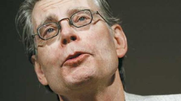 king sau lupta divinitatii cu raul