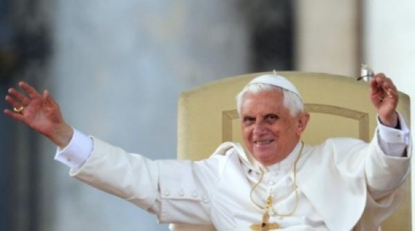 papa benedict al xvi lea internat la spitalul din aosta