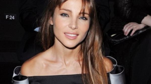 actrita de origine romana noua iubita a lui olivier martinez