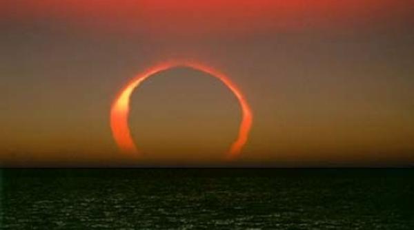 cea mai monstruoasa eclipsa de soare va cufunda miercuri asia in bezna