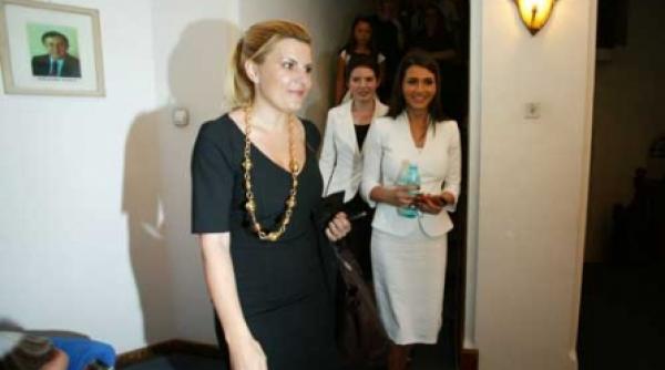 alina mungiu pippidi ridzi a plecat cine urmeaza