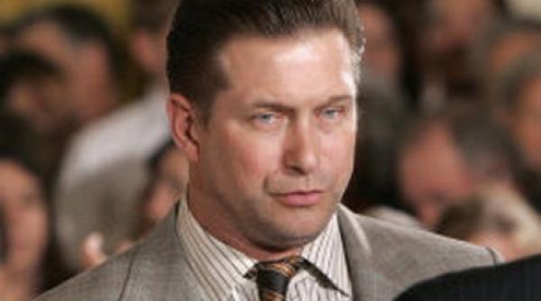 stephen baldwin cere protectie sub legea falimentului