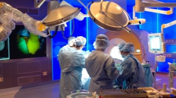 personaje din showbiz ul romanesc printre donatoarele clinicii sabyc