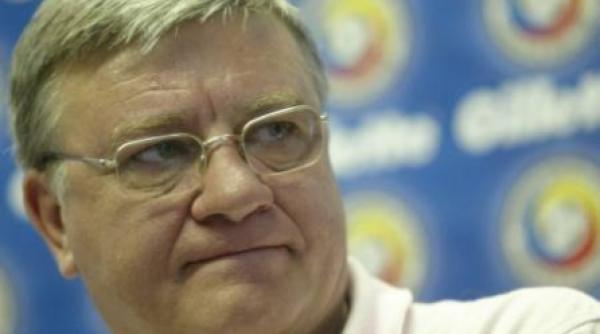 curat ca lacrima mircea sandu nu are niciun dosar in arhivele securitatii