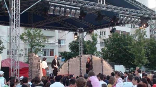 deschiderea culturii catre lumea cartierului