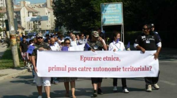 problema tiganeasca la harghita si sovinii unguri cu cagule