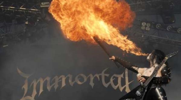 rider tehnic la immortal arsenal pirotehnic de peste 800 kg