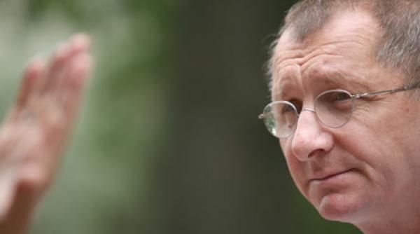 malaele omul lipsit de extravaganta