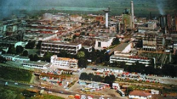 combinatul chimic azomures functiona cu improvizatii