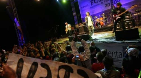 folk you sau rock me iris aceasta i intrebarea