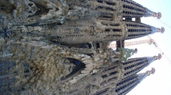 pe urmele lui antoni gaudi