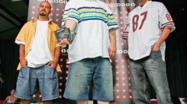 lansare bug mafia video