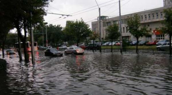 bucuresti furtuna inamic