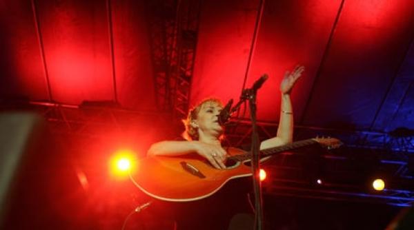 sora folkului de cantec si de suflet