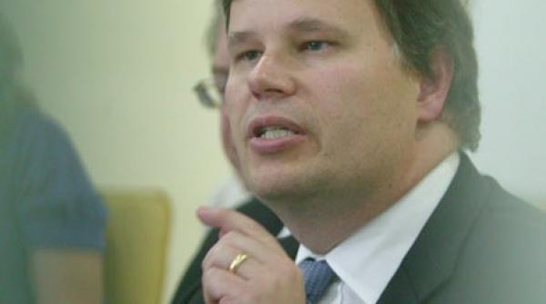 fmi ultimul acatist pentru romania