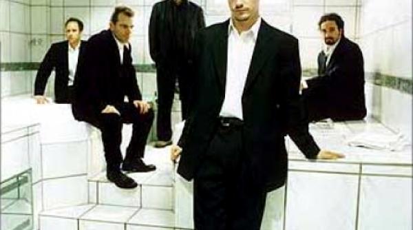 faith no more vor sa viziteze casa poporului