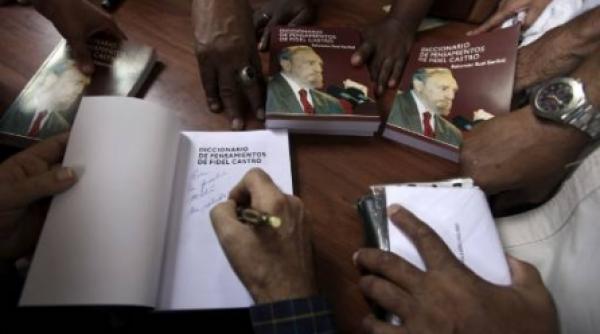 fidel castro si a serbat aniversarea publicand reflexii