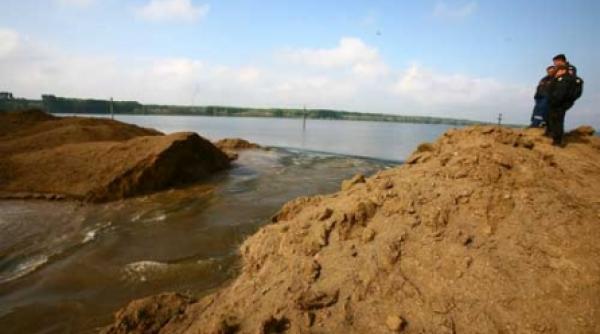 cum si au impartit banii de la inundatiile din 2005 si din 2006