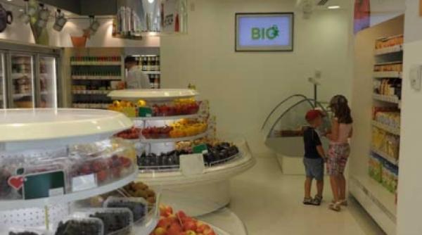 prima retea cu alimente eco