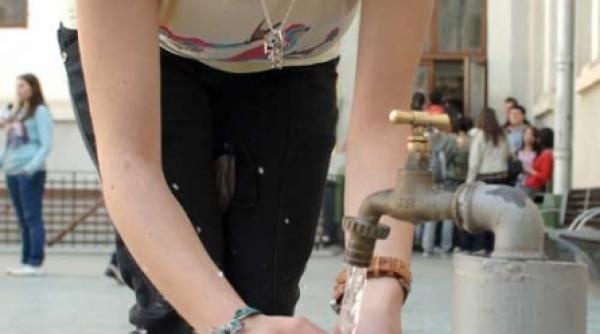 program cate un mar pe zi la scoala