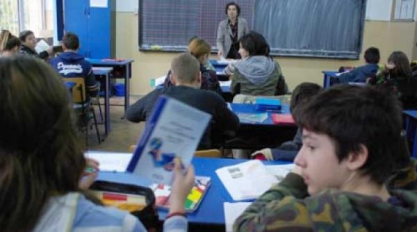 romania are prea multe cadre didactice