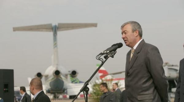 cazacu ramane la butoane