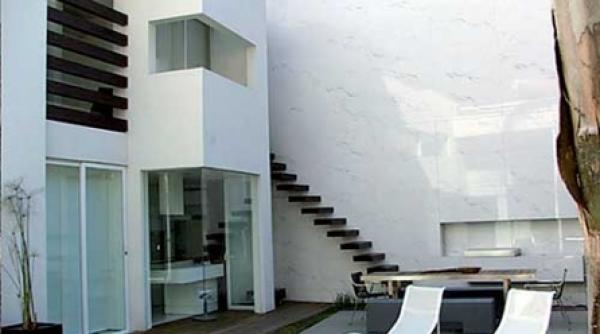 fatada ventilata sistem cu placi ceramice