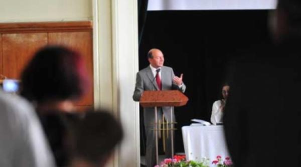 mesaj ipocrit de la palatul cotroceni