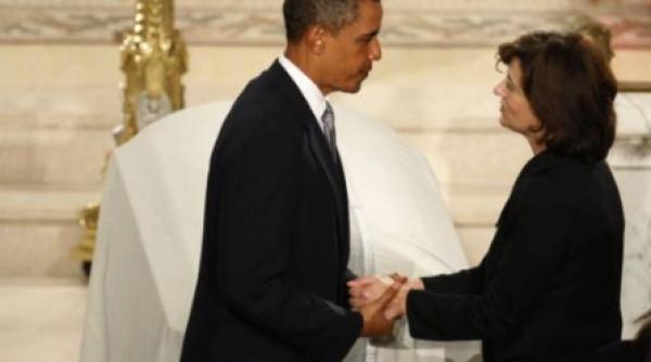 barack obama ted kennedy a fost cel mai iportant legiuitor al epocii noastre