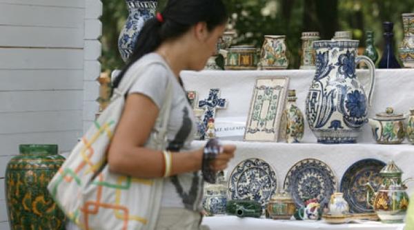 ceramica de horezu made in china