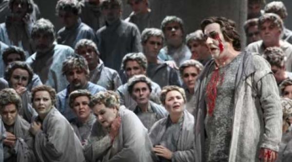 festivalul enescu comparat cu salzburg