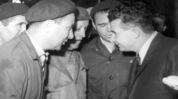 directorii care greseau erau destituiti de partid