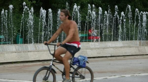 cu bicicleta prin parcuri