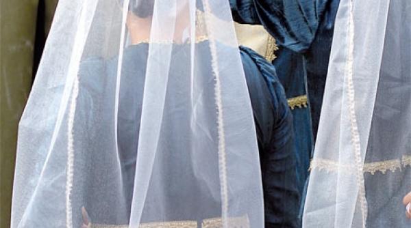 haideti dar la joc pe ritmuri armenesti