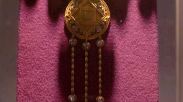 amintiri de la curtea regala