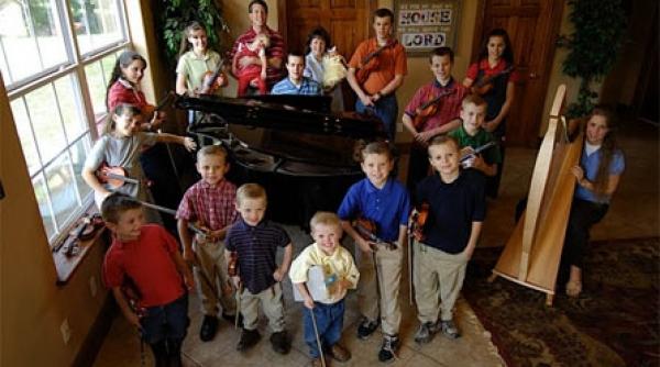 cea mai mare familie americana asteapta al 19 lea copil