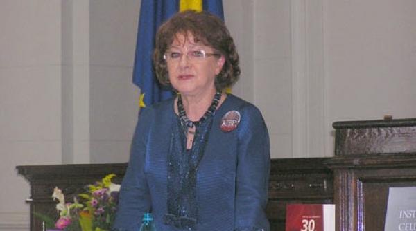 omul zilei maya simionescu