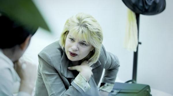 amenintata ca va fi maltratata