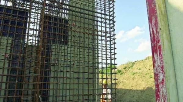 investitii blocate de 9 3 miliarde e