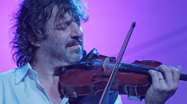 show farfarello cu mani si ioji