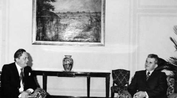 anotimpul interviurilor ceausescu presa vestica si presa nationala