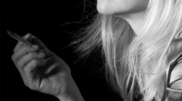 triumfa scoala in defavoarea dragostei