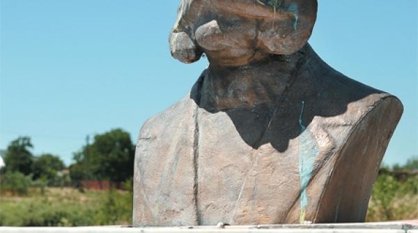 bancherul din sicriul de cristal