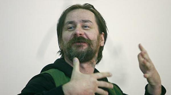 omul zilei dan perjovschi