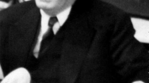 maurer acuzat de delapidare